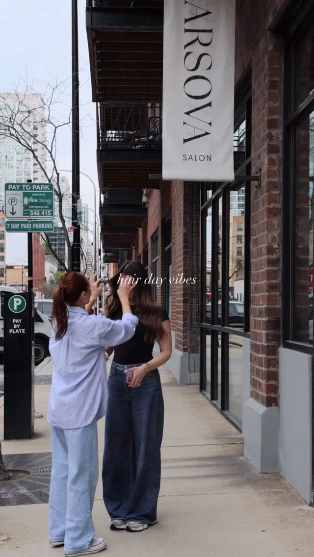 Hair Day, Best Day 🤩

#chicagohairstylist #hairsalon

chicago hair salon | chicago hairstylist | chicago hair | salon vibes | hair day |