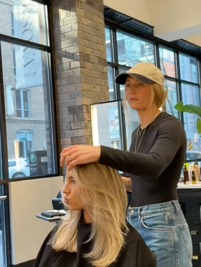 ✨ Holiday Hair in the Making! 🎄💫 Check out these stunning transformations as our talented team works their magic! Who’s ready to shine bright this season? ✨ #holidayhair #newyearnewme #arsovasalon #chicagobalayage #chicagohair