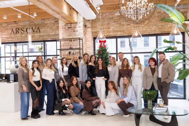 As we close the chapter on 2025, a huge thank you from all of us at Arsova ❤️

Your trust, patience, and wonderful moments shared have meant the world to us. We appreciate every laugh, hug, and conversation.

Wishing you a holiday season filled with warmth, love, joy, and fabulous hair. Here’s to another year of beautiful moments together! ❤️🍒🎄 #chicago #arsovasalon #chicagosalon #chicahohair #rivernorthchicago