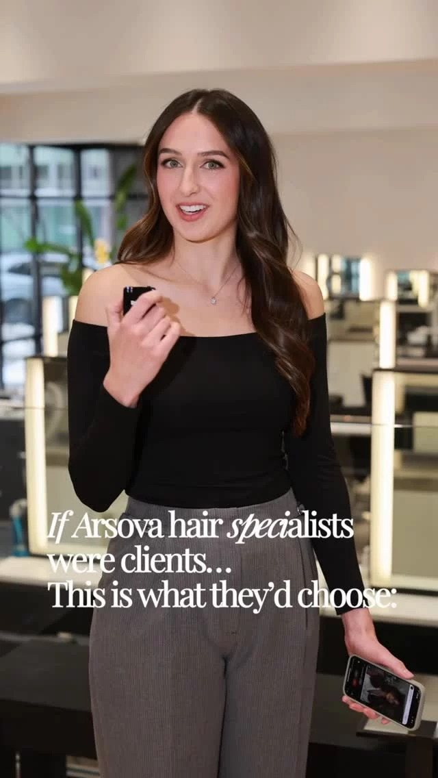 We ask @hailey.the.stylist what services she would get as a client - and her hair reveal after a color refresh with @betsabethhair 🤩🤎

#chicagohairstylist #salonlife #chicagohairsalon

if hairstylists were clients | chicago hair | chicago hair salon | chicago hairstylist |