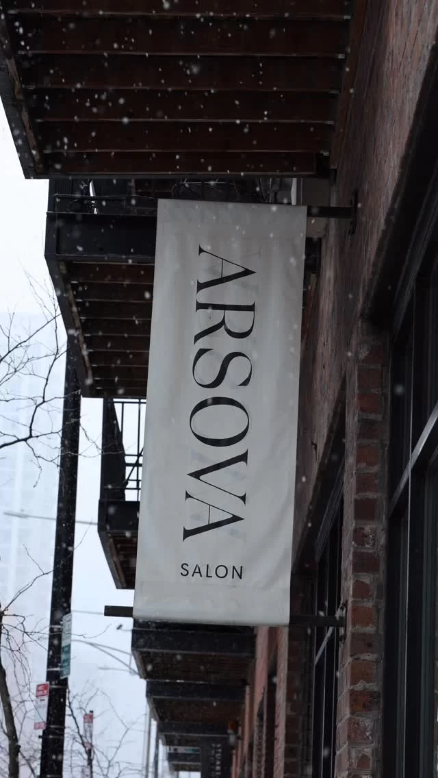 Step out of the Chicago cold and into your winter escape ❄️ 

Vibes are cozy, coffee is warm & hair is glowing ☕️

Snow days are the perfect time to slow down, treat yourself, and leave feeling refreshed, confident, and winter-ready!

Ready for your winter refresh?
Book your appointment now and create your perfect winter look! 🤍

chicago hairstylist | chicago hair salon | chicago hair | hair appointment | salon life | snow day at the salon |