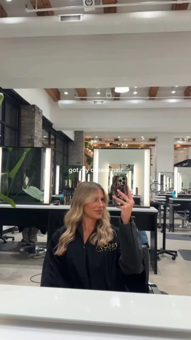 When “I want my dream hair” becomes “I GOT my dream hair” 🙌🤩

Color: @sophiastylesyou ✨

Watching dreams come true never gets old. When you know what you want and trust the process, magic happens.

Experience your own transformation—book your consultation and/or appointment today! 🤍

💻 www.arsova.com/book 
📞 312-371-0773

chicago hairstylist | chicago hair salon | hair transformation | dream hair appointment | hair before and after |