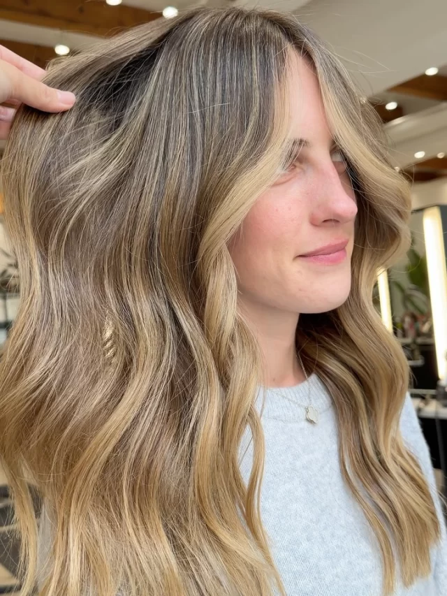 Dimensional Face Framing Honey Blonde - Wedding Hair Ready! 💍💛

This beauty is all set with picture perfect hair for her upcoming wedding - swipe for her before! ➡️

Color + Cut: @hairbyblake ✨

Wedding hair color | chicago hairstylist | chicago hair salon | honey blonde balayage | dimensional blonde balayage | face framing blonde |